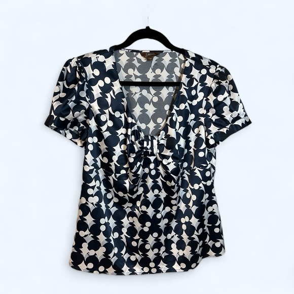 Jessica Tops - A Jessica blouse in size 14 petites